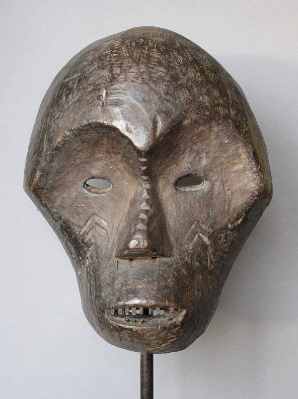 Ngbaka Initiations-mask Congo C