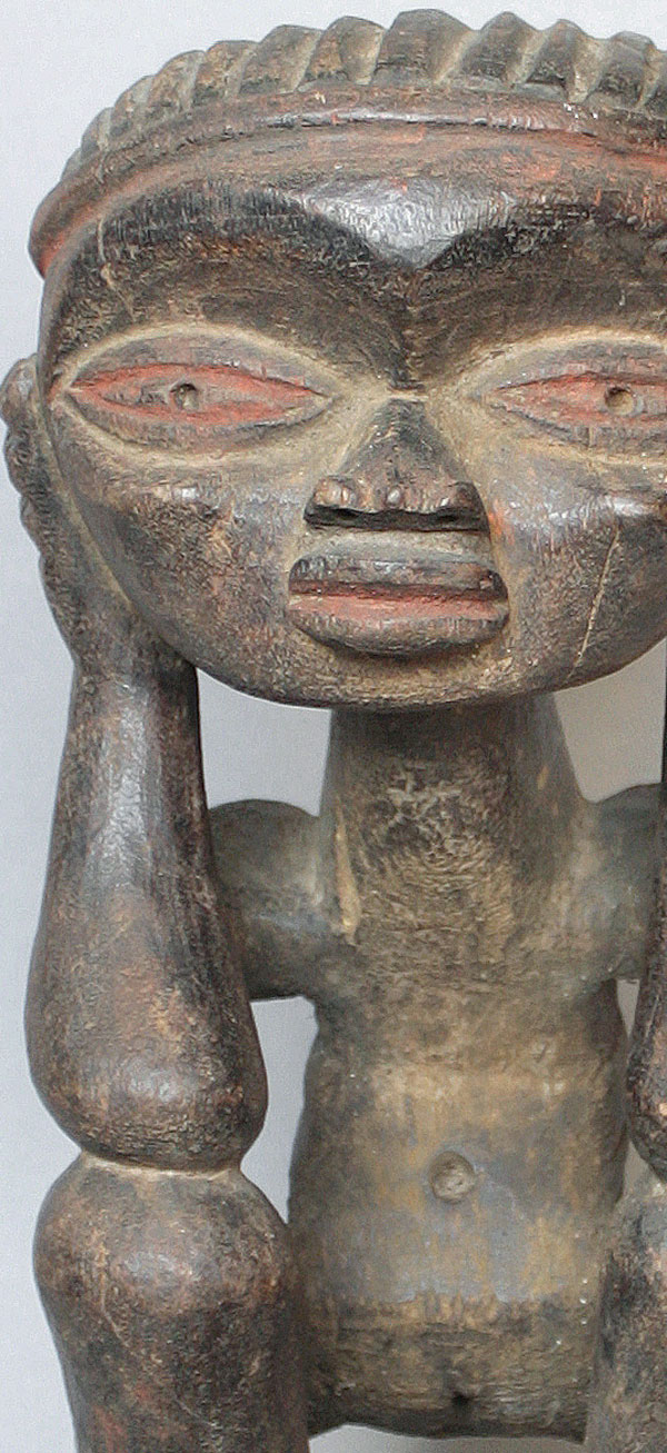 Medizinfigur Bapende crouching figure Ancestor Congo A1