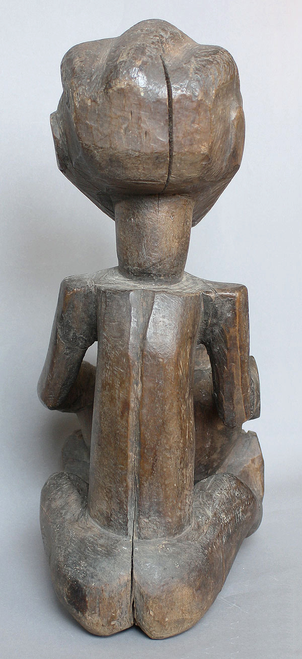 Mboko Schalentraegerin Kongo Bowl holding Figure AR